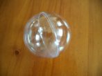 átlátszó müanyag gömb 8cm 1db
