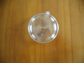 lapos atlátszó müanyag médalion 7cm 1db